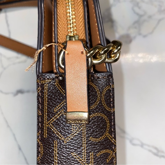 Calvin Klein Crossbody - Picture 7 of 16